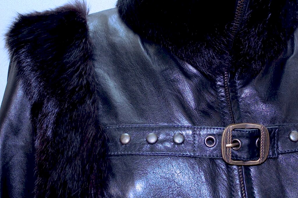 Ателье "Модерн" предлагает выгодные скидки на пошив и ремонт любой сложности, а так же на коллекцию головных уборов