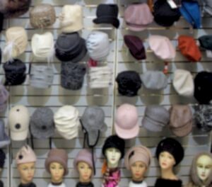 Ателье "Модерн" предлагает выгодные скидки на пошив и ремонт любой сложности, а так же на коллекцию головных уборов